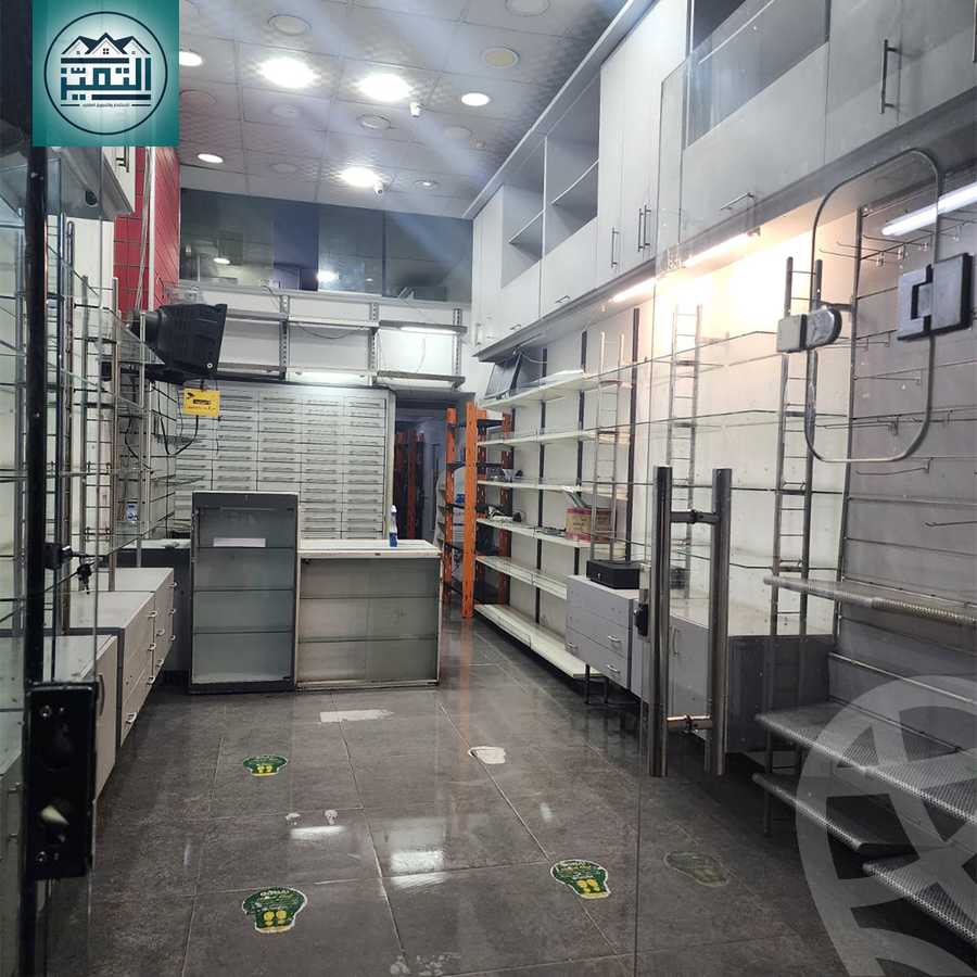 https://aqarmap.com.eg/en/listing/5296483-for-sale-alexandria-kafr-abdo-kafr-abdou-st