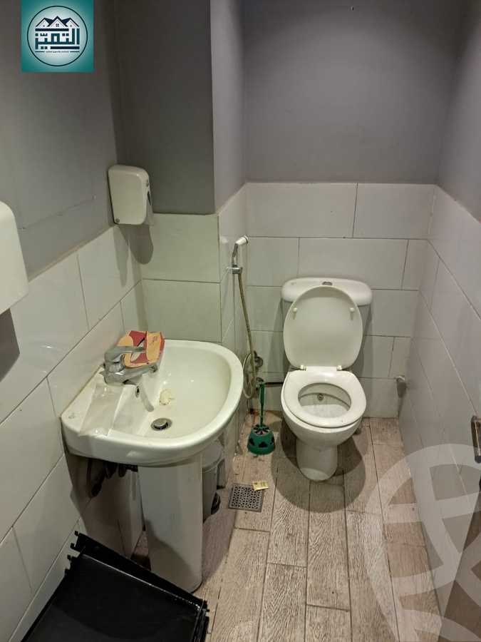 https://aqarmap.com.eg/ar/listing/5430364-for-sale-alexandria-smouha-victor-amanoiel-square
