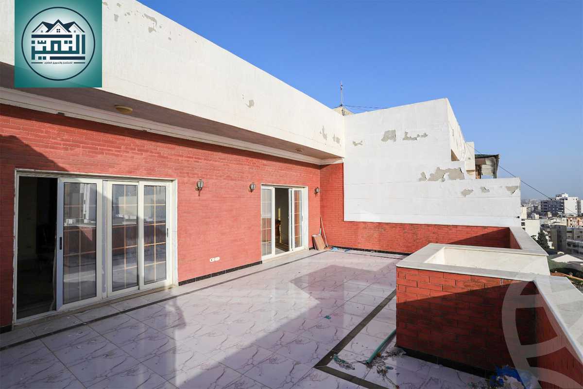 https://aqarmap.com.eg/en/listing/5445027-for-sale-alexandria-kafr-abdo-sant-giyn-st