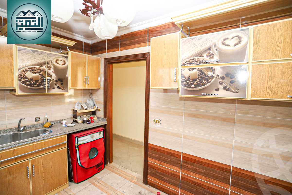 https://aqarmap.com.eg/en/listing/5445027-for-sale-alexandria-kafr-abdo-sant-giyn-st