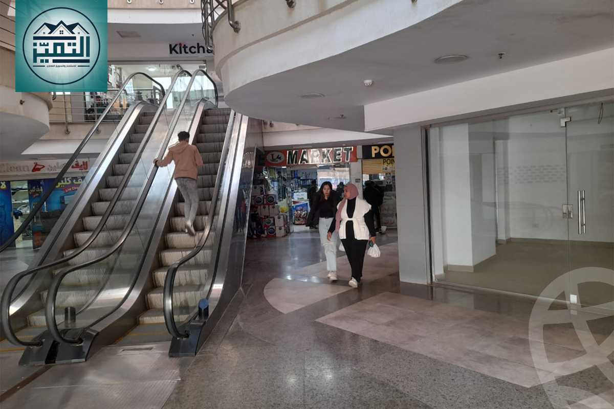 https://aqarmap.com.eg/en/listing/5493507-for-sale-cairo-new-cairo-compounds-life-mall-ic