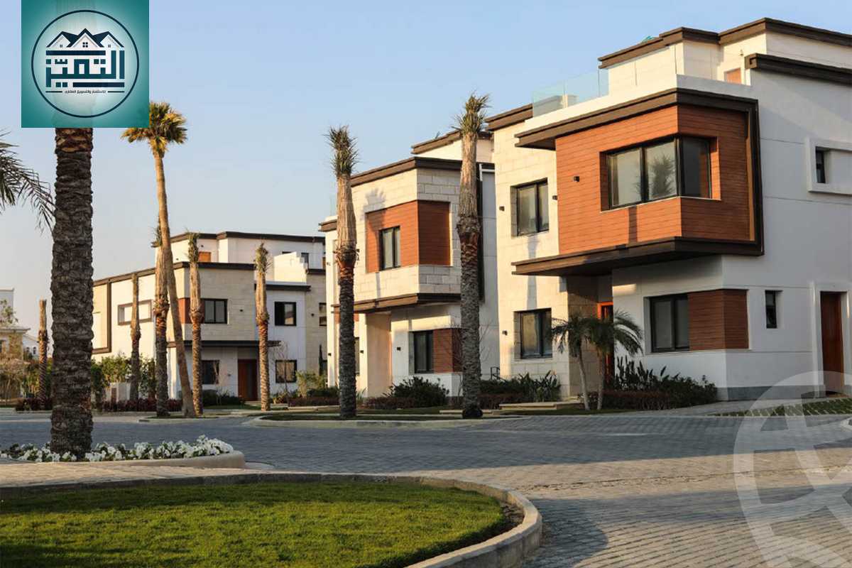 https://aqarmap.com.eg/ar/listing/5565656-for-sale-cairo-new-cairo-compounds-hyde-park-centre-ville-hyde-park