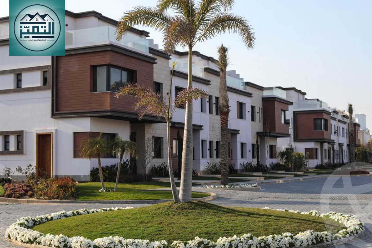https://aqarmap.com.eg/ar/listing/5565656-for-sale-cairo-new-cairo-compounds-hyde-park-centre-ville-hyde-park