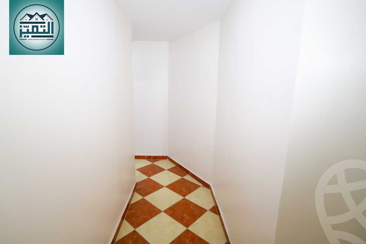https://aqarmap.com.eg/ar/listing/5592907-for-sale-alexandria-sydy-bshr-sydy-bshr-bhry-shr-mhmwd-l-yswy