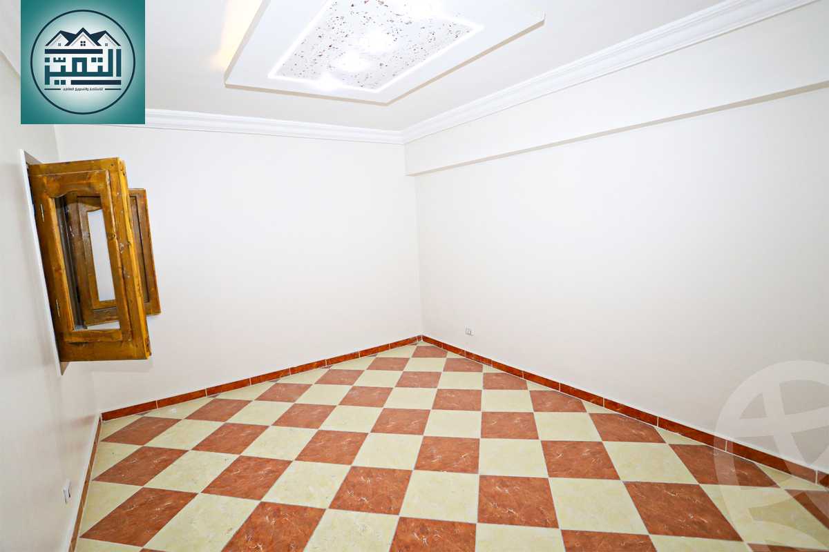 https://aqarmap.com.eg/ar/listing/5592907-for-sale-alexandria-sydy-bshr-sydy-bshr-bhry-shr-mhmwd-l-yswy