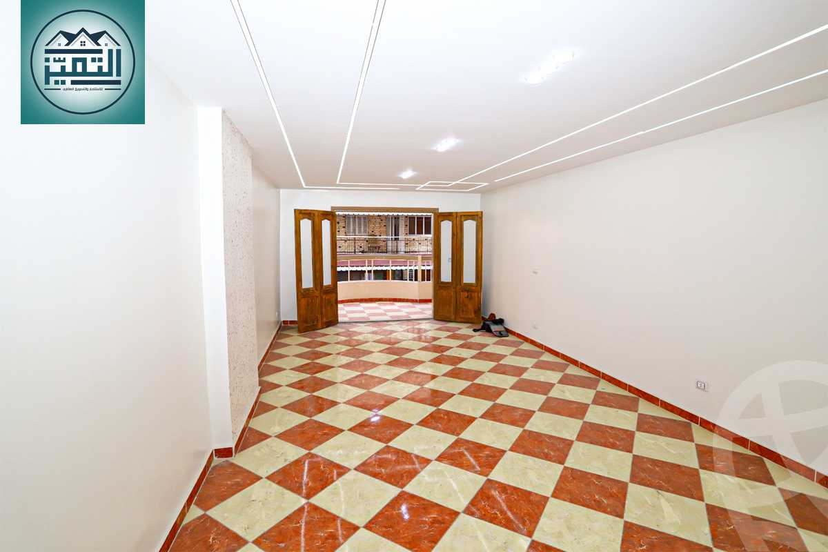 https://aqarmap.com.eg/ar/listing/5592907-for-sale-alexandria-sydy-bshr-sydy-bshr-bhry-shr-mhmwd-l-yswy