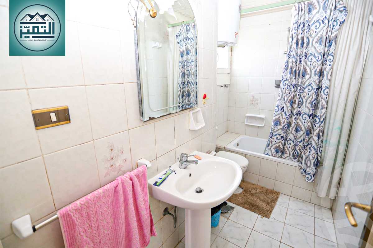 https://aqarmap.com.eg/en/listing/5648881-for-sale-alexandria-stanley-abd-el-aziz-fahmy-st