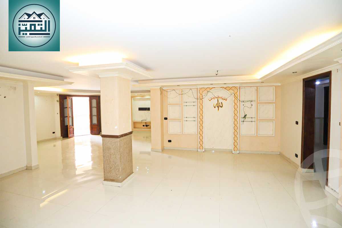 https://aqarmap.com.eg/en/listing/5684376-for-sale-alexandria-smouha-albert-al-awal-st