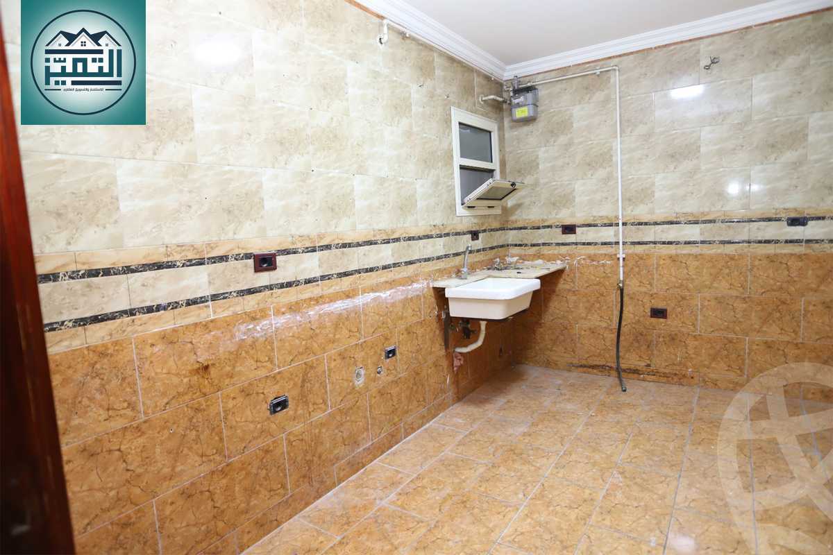 https://aqarmap.com.eg/en/listing/5778456-for-sale-alexandria-smouha-victor-amanoiel-square