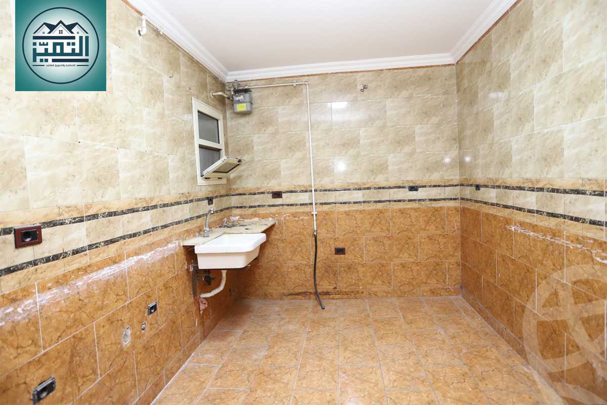 https://aqarmap.com.eg/en/listing/5778456-for-sale-alexandria-smouha-victor-amanoiel-square