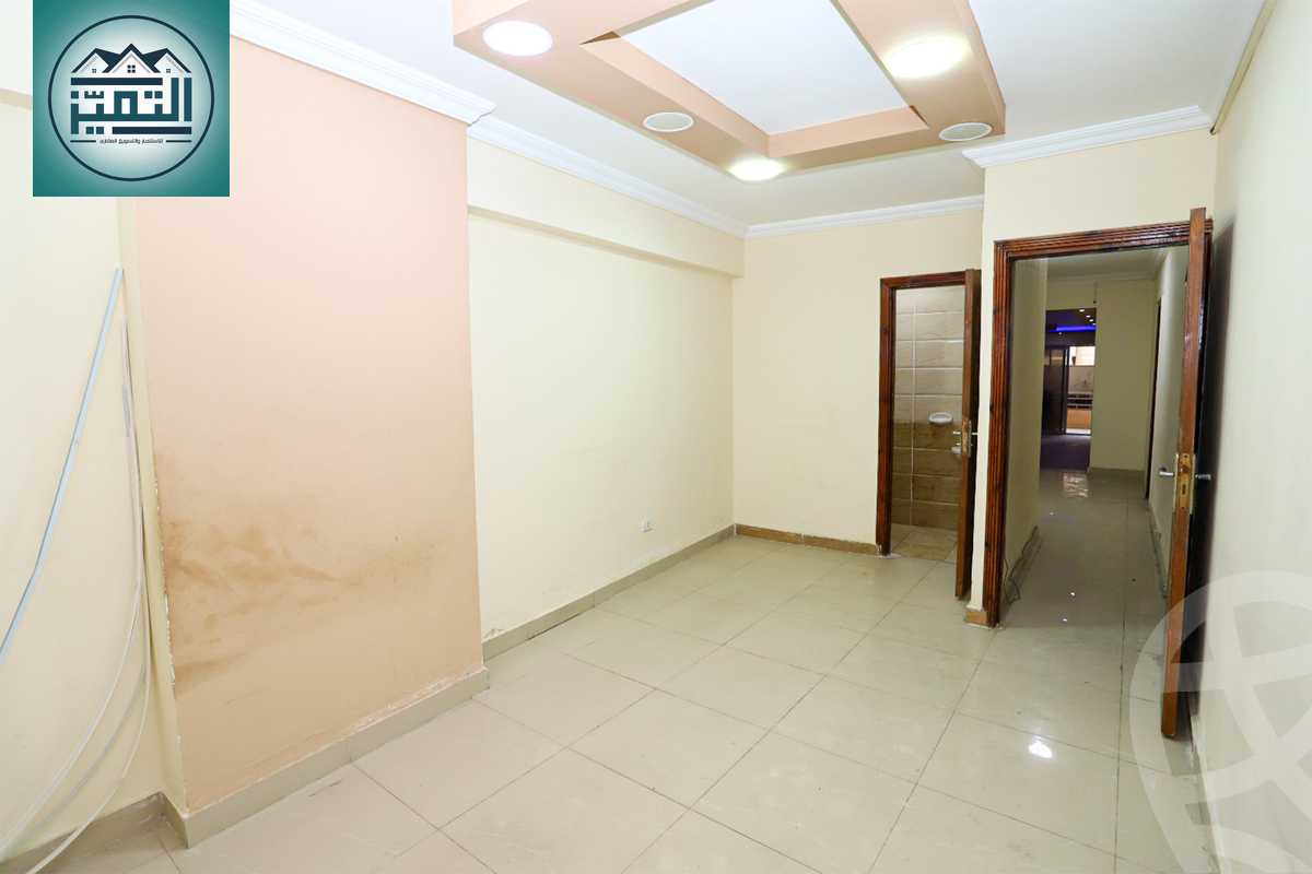https://aqarmap.com.eg/ar/listing/5696526-for-sale-alexandria-cleopatra-port-said-street