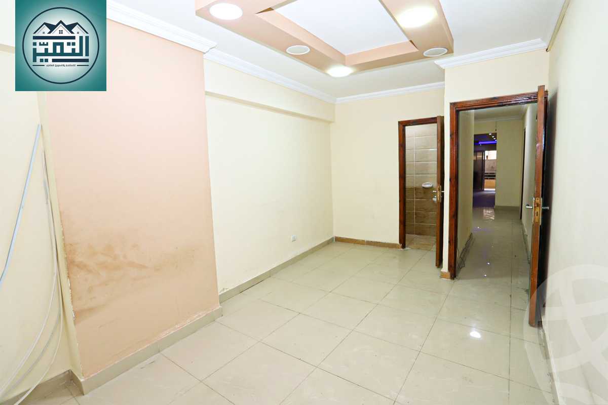 https://aqarmap.com.eg/ar/listing/5696526-for-sale-alexandria-cleopatra-port-said-street