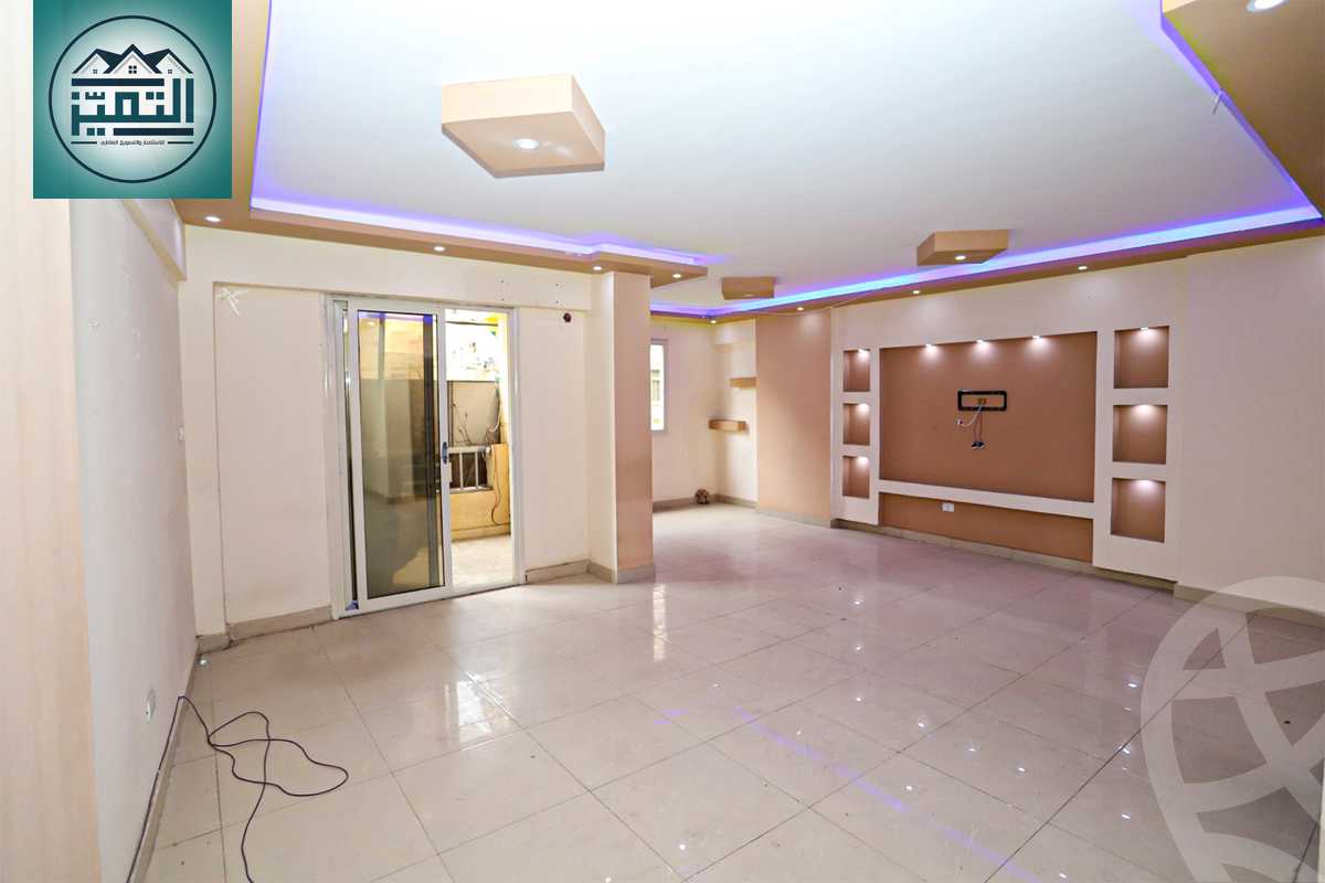 https://aqarmap.com.eg/ar/listing/5696526-for-sale-alexandria-cleopatra-port-said-street