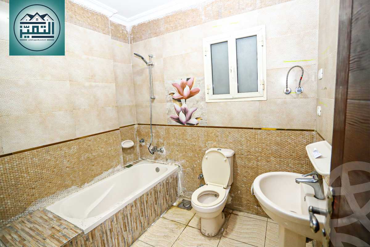 https://aqarmap.com.eg/ar/listing/5696526-for-sale-alexandria-cleopatra-port-said-street