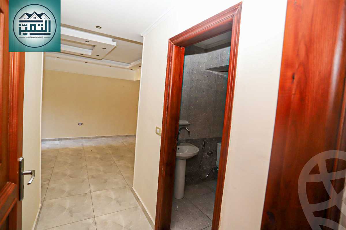 https://aqarmap.com.eg/en/listing/5696876-for-rent-alexandria-smouha-tout-ankh-amoun-st