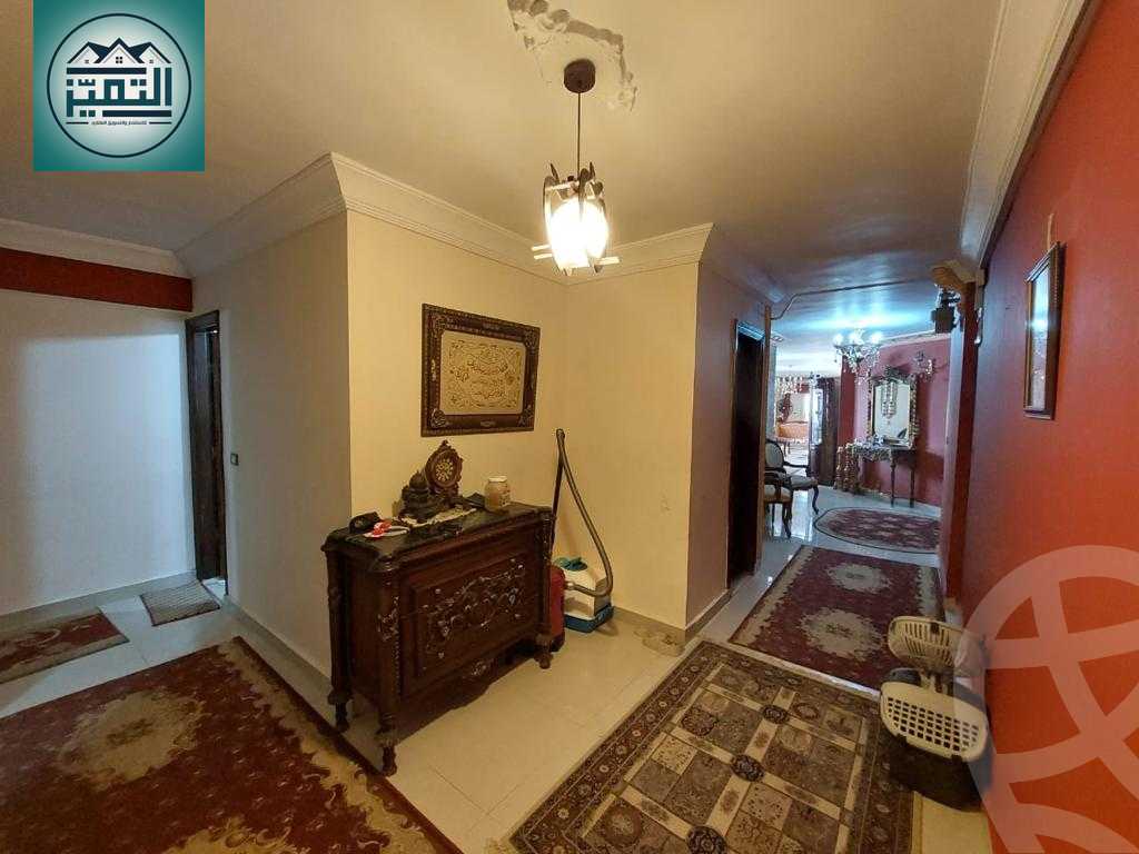 https://aqarmap.com.eg/ar/listing/5709429-for-sale-alexandria-sidi-gaber-shr-sydy-jbr