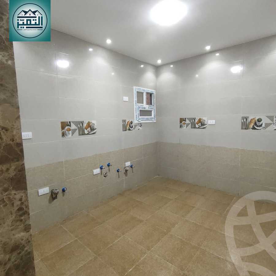 https://aqarmap.com.eg/ar/listing/5837250-for-sale-alexandria-glim-shr-bw-qyr-tryq-lhry