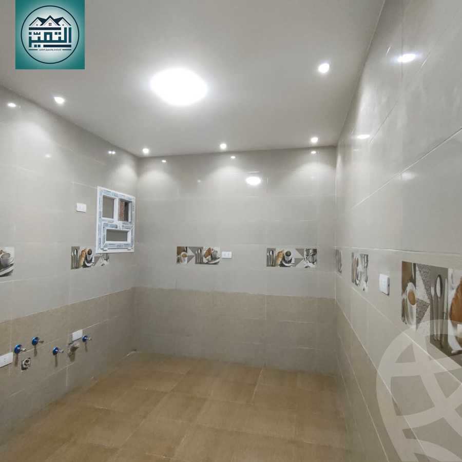 https://aqarmap.com.eg/ar/listing/5837250-for-sale-alexandria-glim-shr-bw-qyr-tryq-lhry
