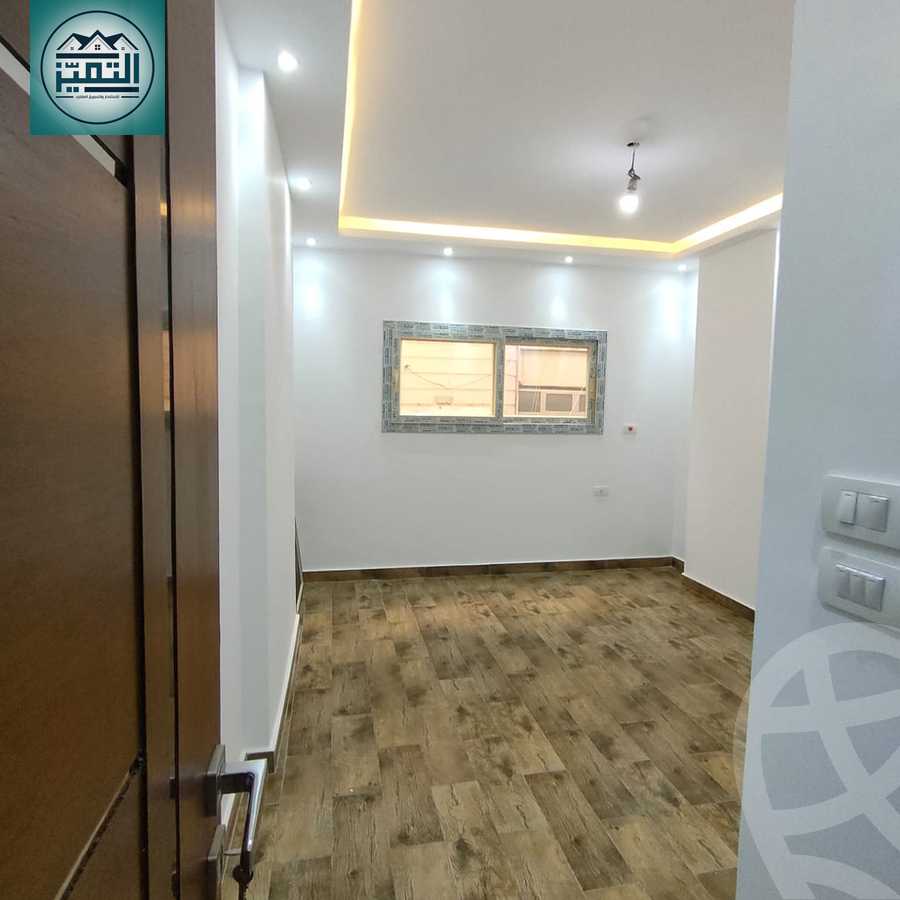 https://aqarmap.com.eg/ar/listing/5837250-for-sale-alexandria-glim-shr-bw-qyr-tryq-lhry