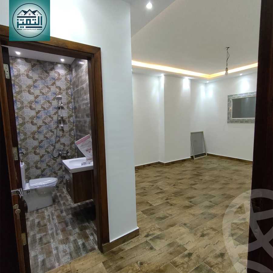 https://aqarmap.com.eg/ar/listing/5837250-for-sale-alexandria-glim-shr-bw-qyr-tryq-lhry