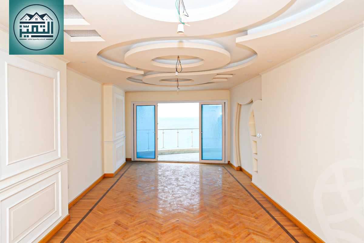 https://aqarmap.com.eg/ar/listing/5839025-for-rent-alexandria-stanley-el-geish-rd