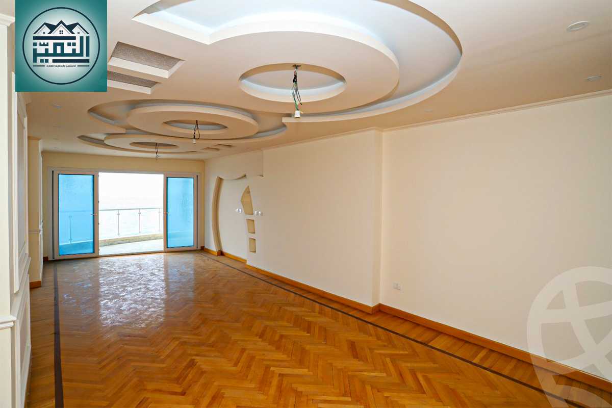https://aqarmap.com.eg/ar/listing/5839025-for-rent-alexandria-stanley-el-geish-rd