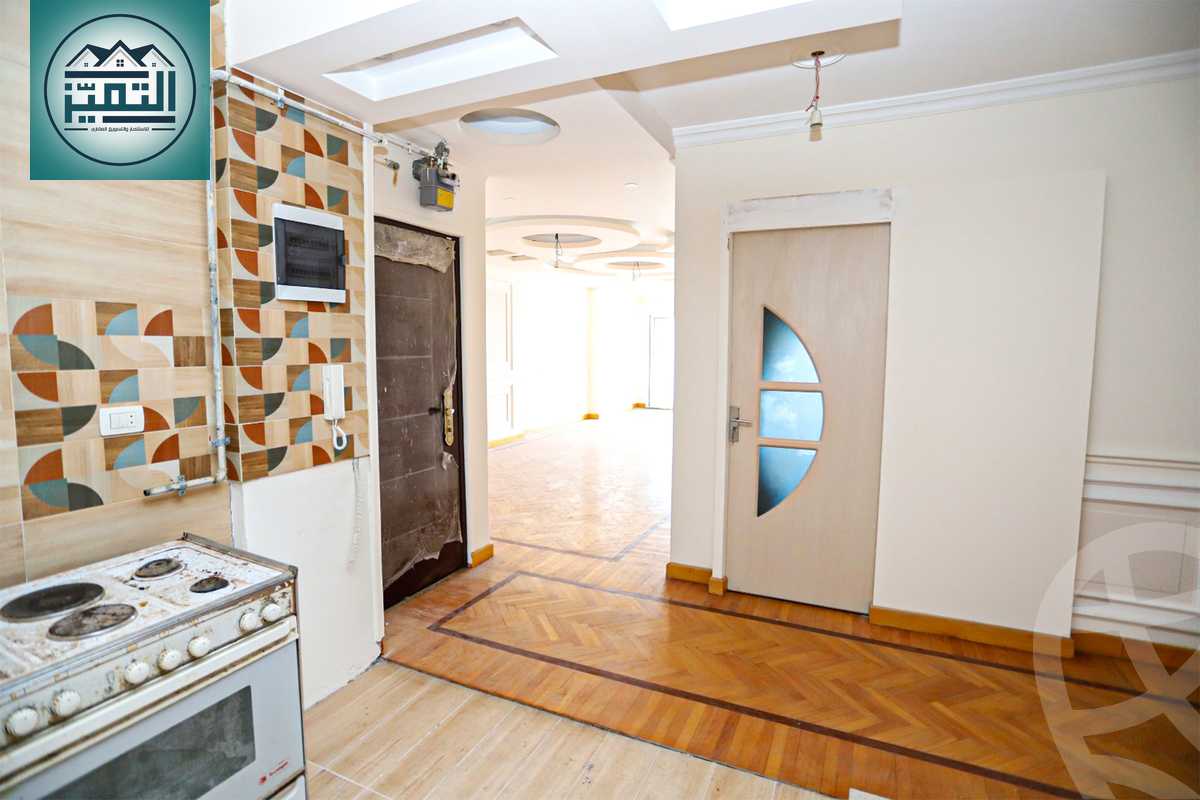 https://aqarmap.com.eg/ar/listing/5839025-for-rent-alexandria-stanley-el-geish-rd