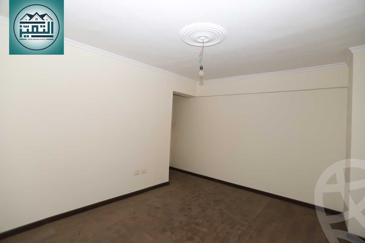 https://aqarmap.com.eg/ar/listing/5844036-for-sale-alexandria-ibrahimia-el-shaheed-gawad-housny-st