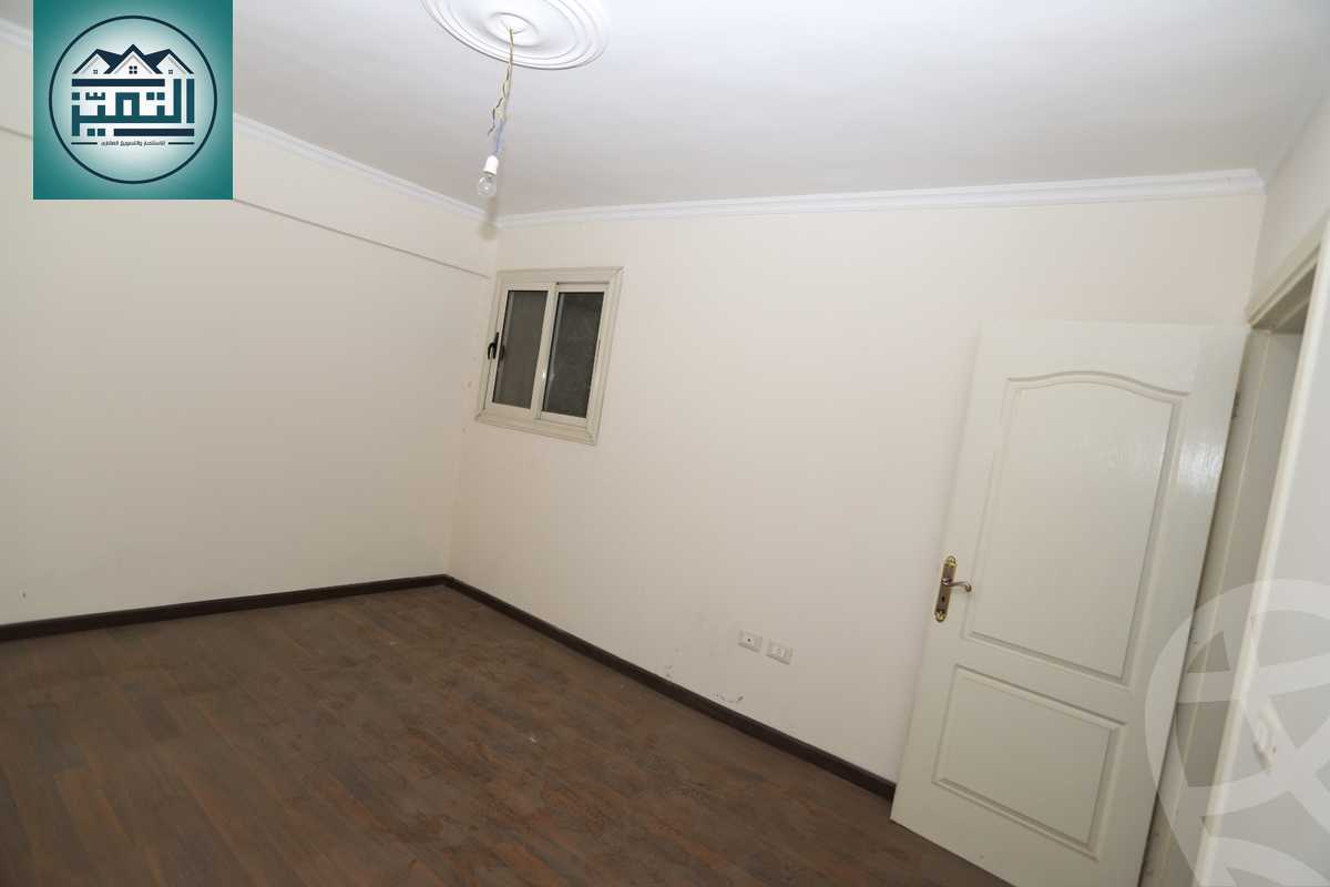 https://aqarmap.com.eg/ar/listing/5844036-for-sale-alexandria-ibrahimia-el-shaheed-gawad-housny-st