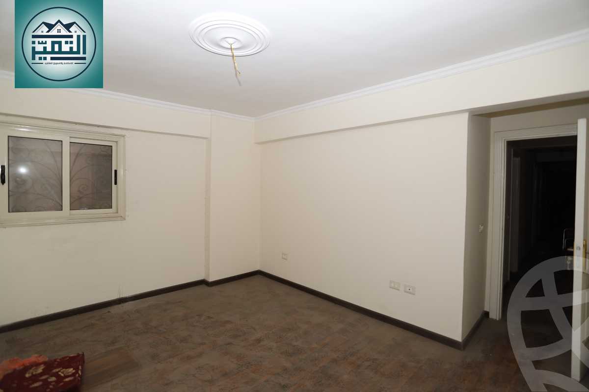 https://aqarmap.com.eg/ar/listing/5844036-for-sale-alexandria-ibrahimia-el-shaheed-gawad-housny-st