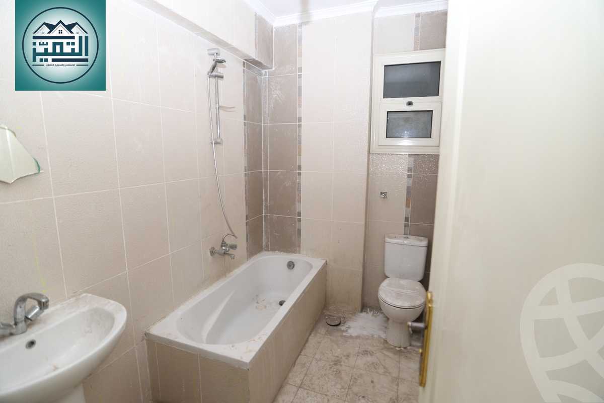 https://aqarmap.com.eg/ar/listing/5844036-for-sale-alexandria-ibrahimia-el-shaheed-gawad-housny-st