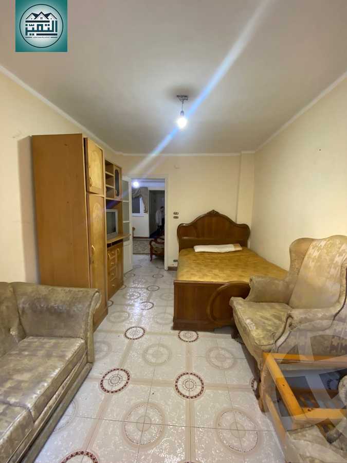https://aqarmap.com.eg/ar/listing/5844500-for-sale-alexandria-sporting-shr-bwr-s-yd