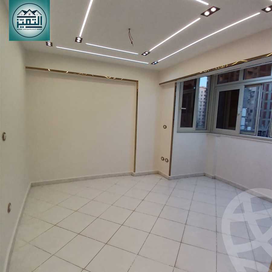 https://aqarmap.com.eg/en/listing/5868790-for-sale-alexandria-sydy-bshr-sydy-bshr-bhry-shr-khld-bn-lwlyd