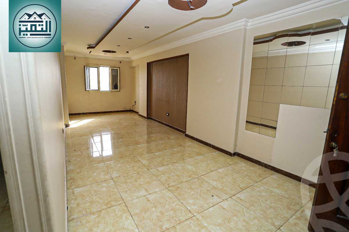 https://aqarmap.com.eg/en/listing/5851847-for-sale-alexandria-sporting-shr-bwr-s-yd