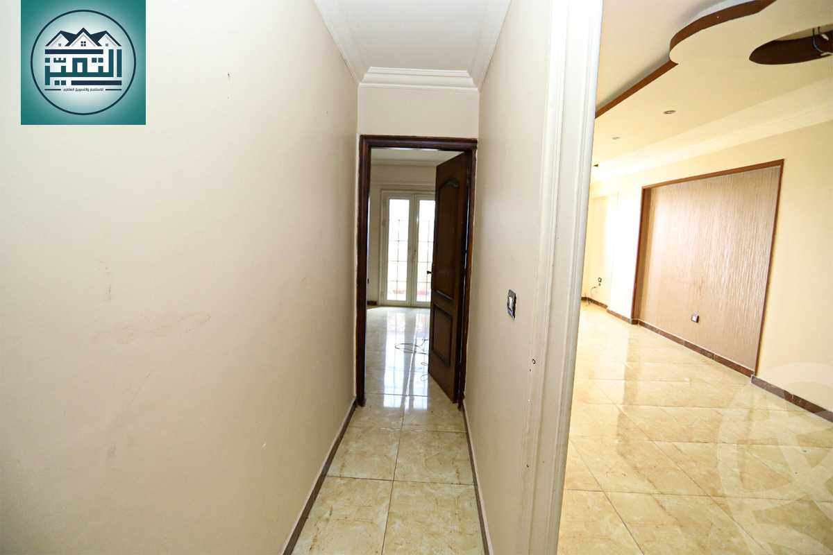https://aqarmap.com.eg/en/listing/5851847-for-sale-alexandria-sporting-shr-bwr-s-yd
