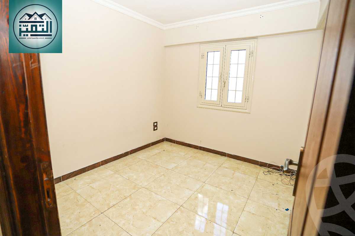 https://aqarmap.com.eg/en/listing/5851847-for-sale-alexandria-sporting-shr-bwr-s-yd