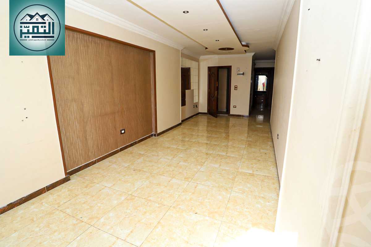 https://aqarmap.com.eg/en/listing/5851847-for-sale-alexandria-sporting-shr-bwr-s-yd