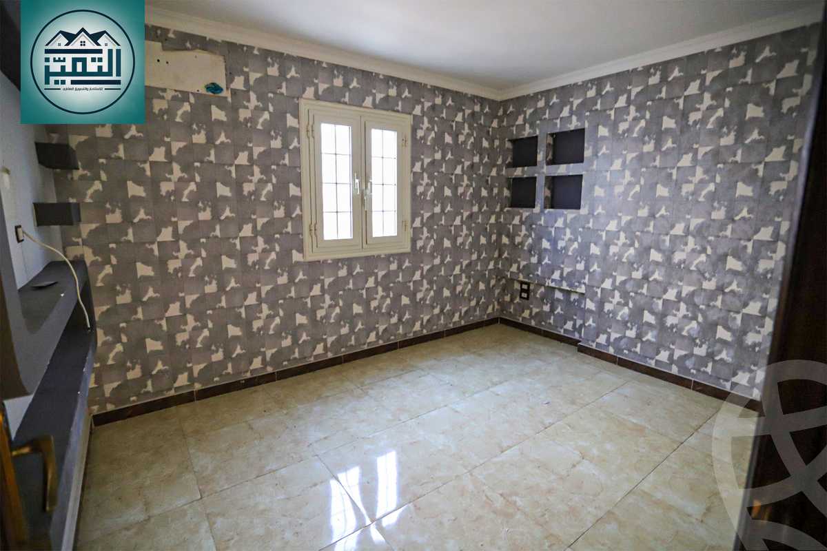 https://aqarmap.com.eg/en/listing/5851847-for-sale-alexandria-sporting-shr-bwr-s-yd