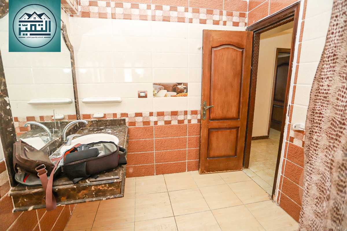 https://aqarmap.com.eg/en/listing/5851847-for-sale-alexandria-sporting-shr-bwr-s-yd