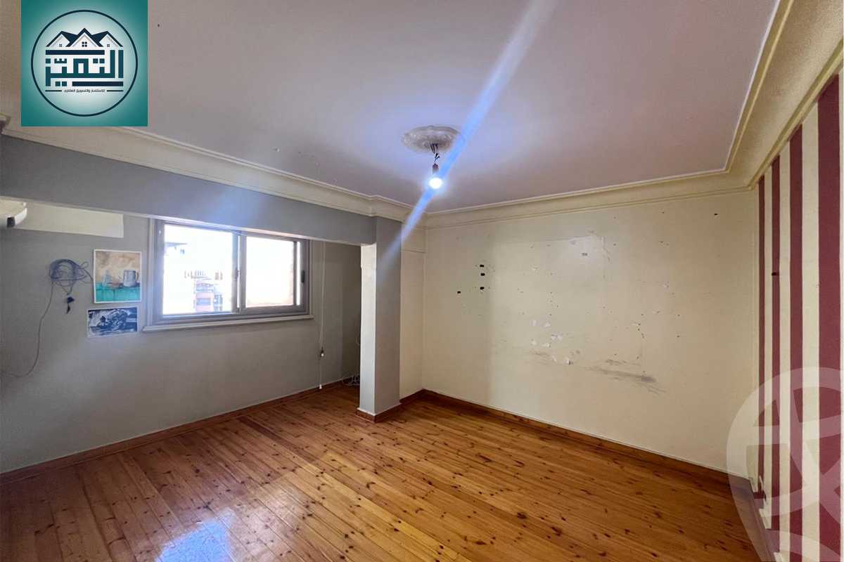 https://aqarmap.com.eg/ar/listing/5905105-for-sale-alexandria-smouha-acid-city