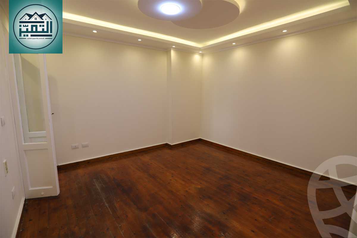 https://aqarmap.com.eg/en/listing/5920987-for-sale-alexandria-stanley-abd-el-aziz-fahmy-st