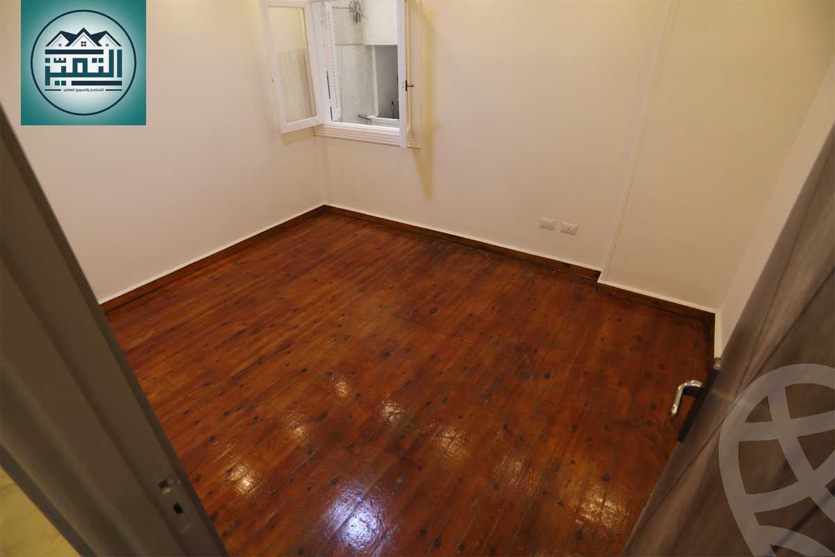 https://aqarmap.com.eg/en/listing/5920987-for-sale-alexandria-stanley-abd-el-aziz-fahmy-st