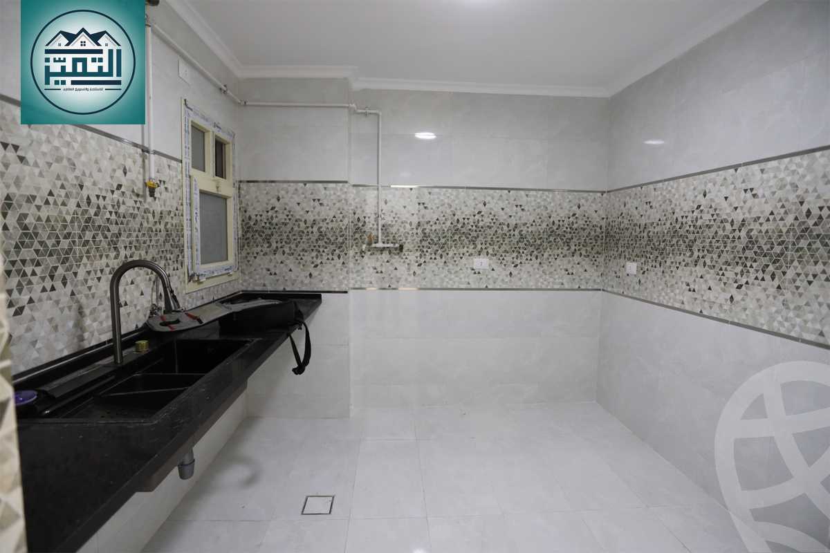 https://aqarmap.com.eg/en/listing/5920987-for-sale-alexandria-stanley-abd-el-aziz-fahmy-st