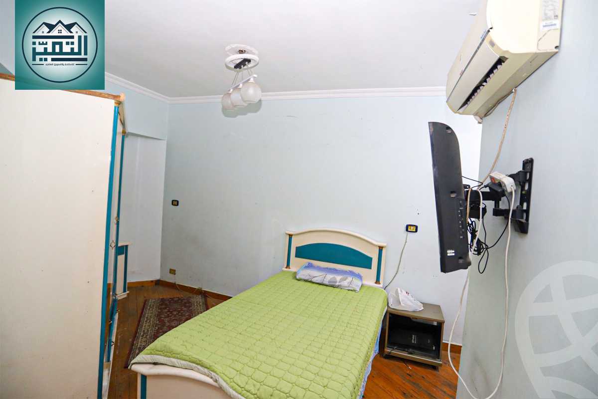 https://aqarmap.com.eg/ar/listing/6286827-for-rent-alexandria-l-zryt-champollion-st