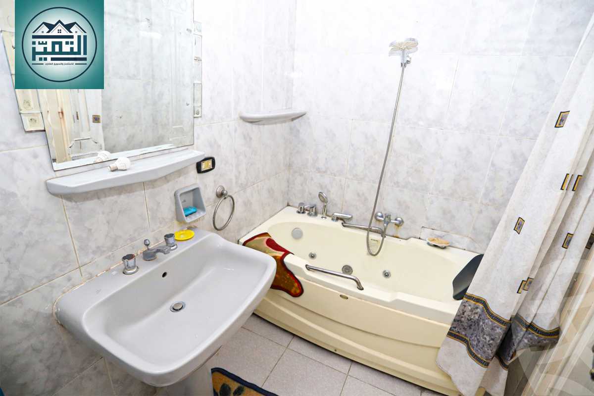 https://aqarmap.com.eg/ar/listing/6286827-for-rent-alexandria-l-zryt-champollion-st