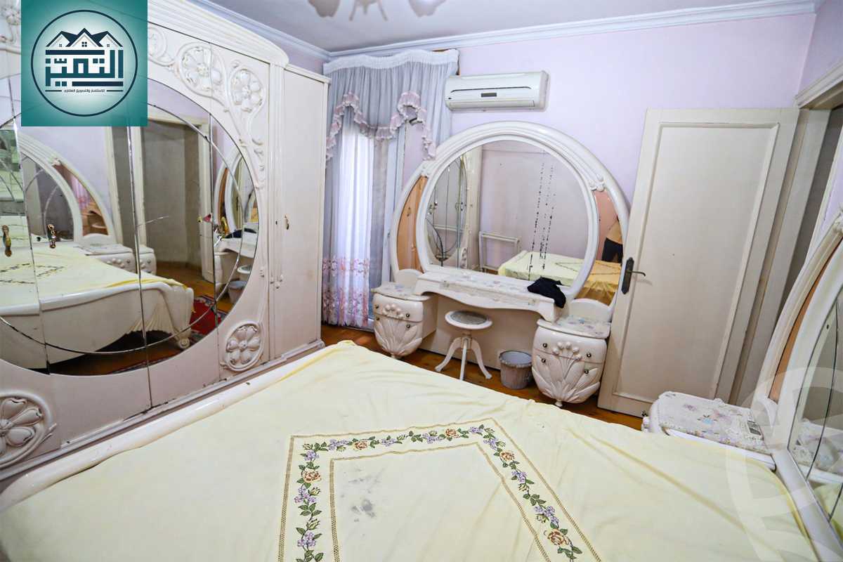 https://aqarmap.com.eg/ar/listing/6286827-for-rent-alexandria-l-zryt-champollion-st