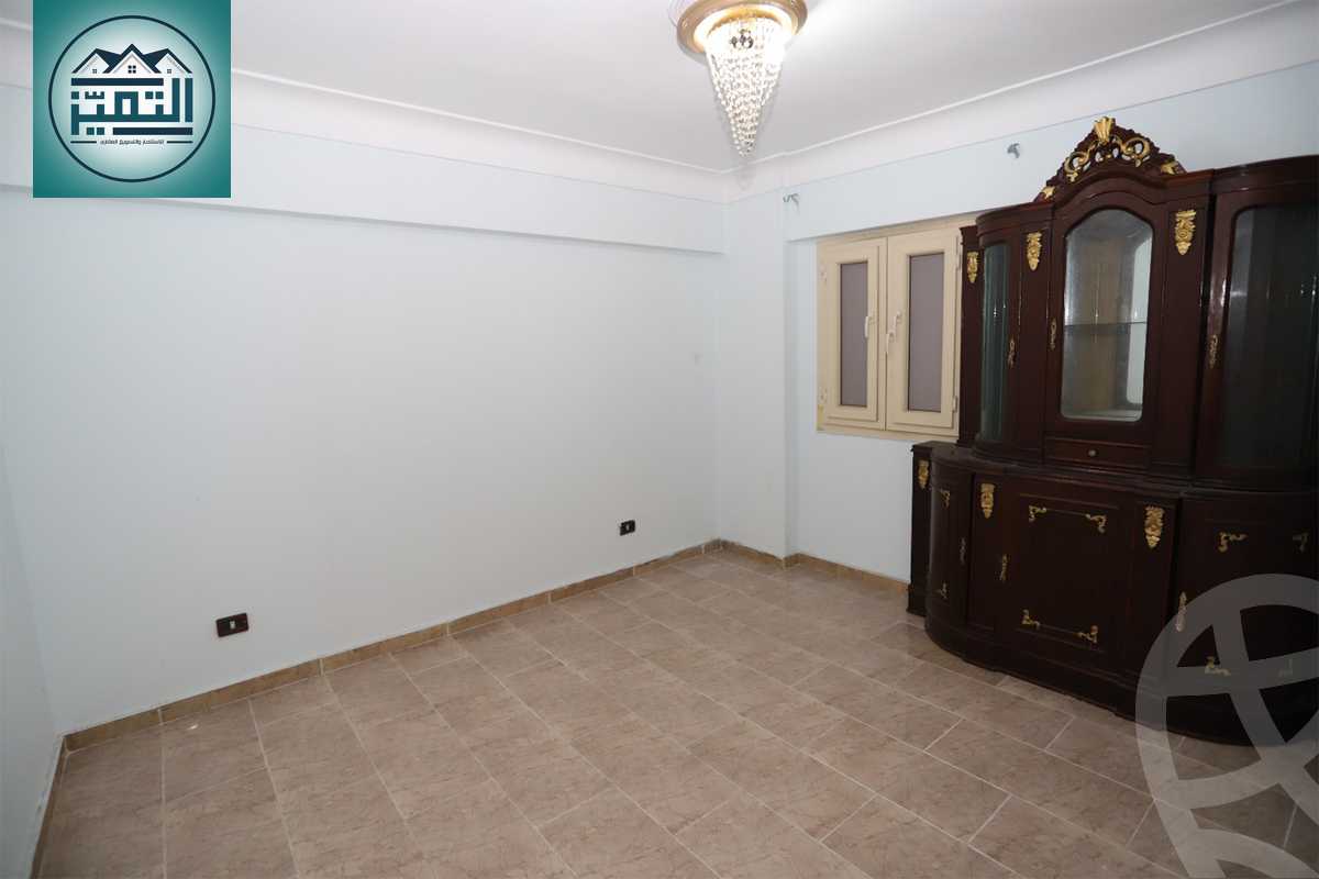 https://aqarmap.com.eg/ar/listing/6287021-for-sale-alexandria-cleopatra-tryq-ljysh