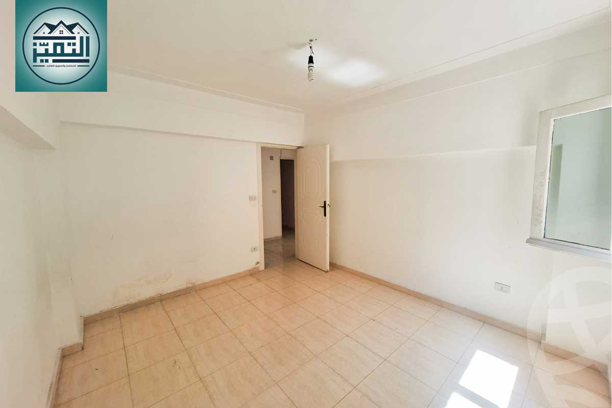 https://aqarmap.com.eg/ar/listing/6292429-for-sale-alexandria-lauran-shr-bw-qyr-tryq-lhry