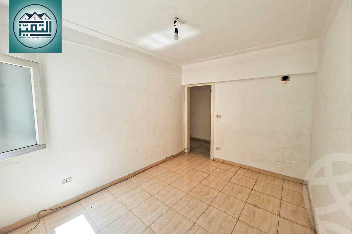 https://aqarmap.com.eg/ar/listing/6292429-for-sale-alexandria-lauran-shr-bw-qyr-tryq-lhry