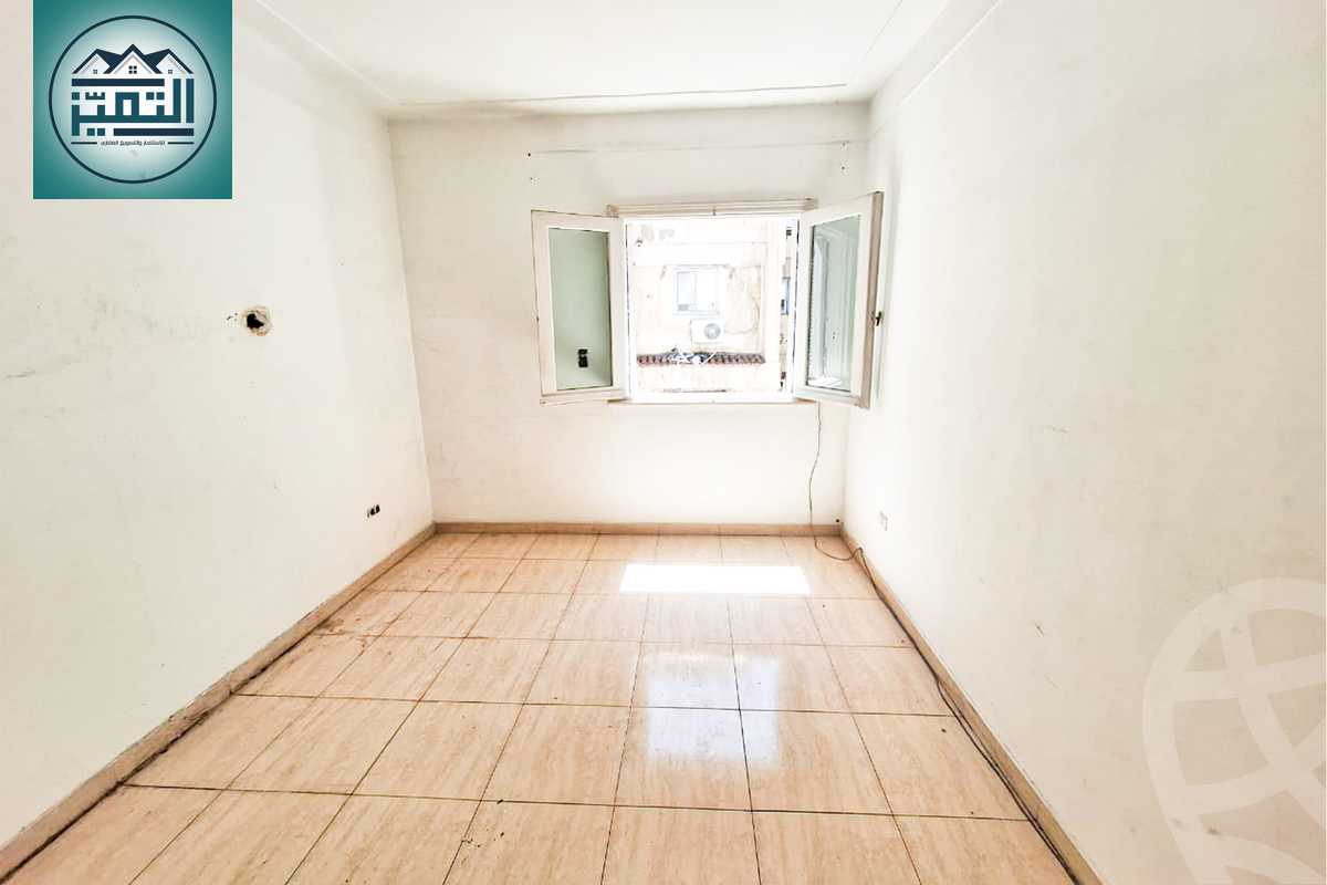 https://aqarmap.com.eg/ar/listing/6292429-for-sale-alexandria-lauran-shr-bw-qyr-tryq-lhry